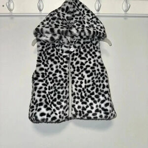 Girls Wonder Nation Vest 3T White/Black Faux Fur Dalmatian
